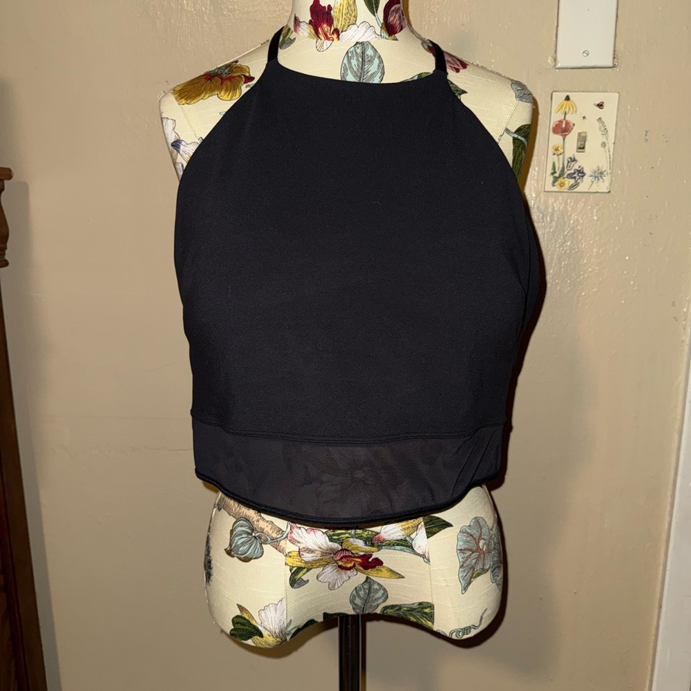 Black lululemon high neck mesh hem tank XL